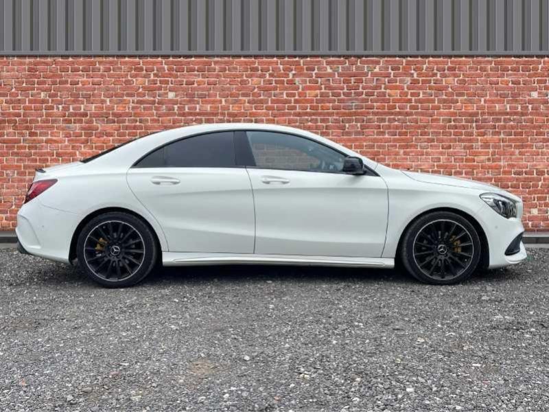 MERCEDES-BENZ CLA