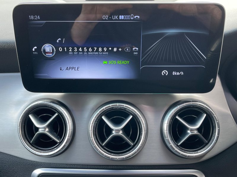 MERCEDES-BENZ CLA