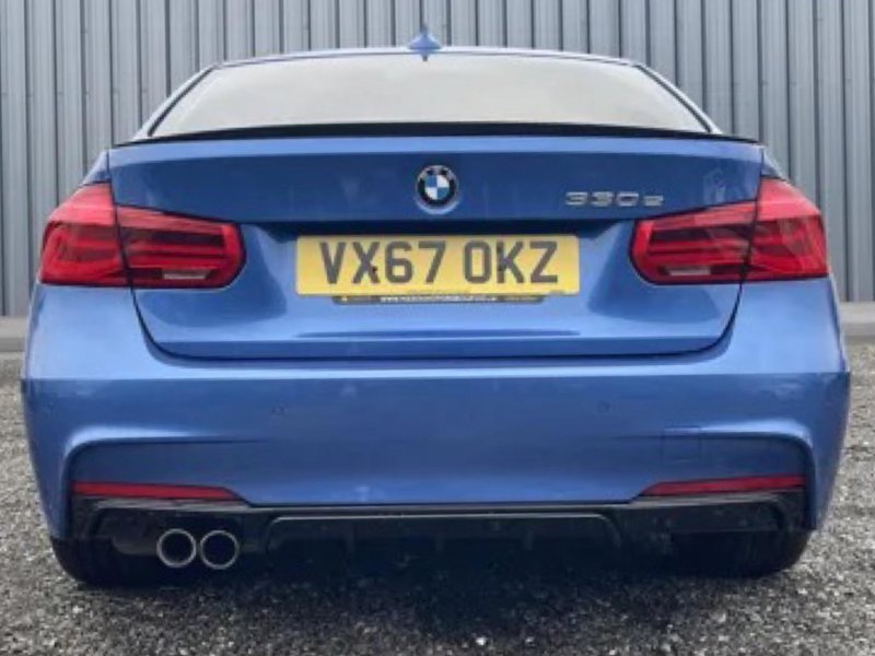 BMW 3 SERIES