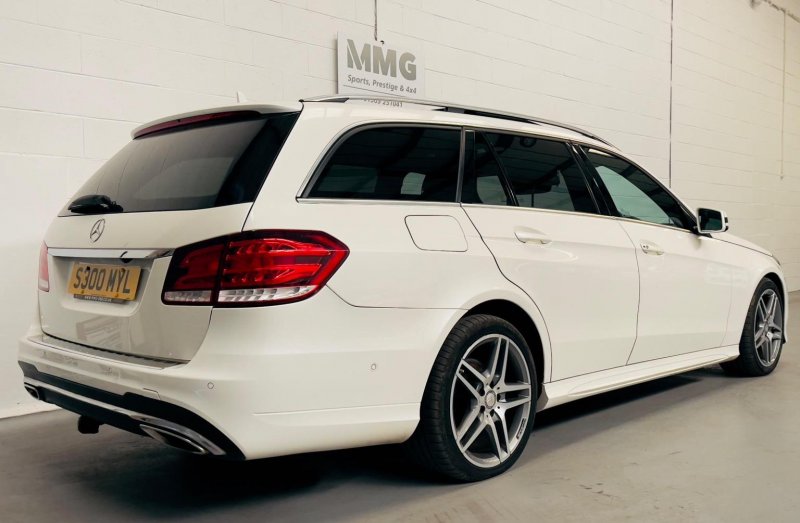 MERCEDES-BENZ E CLASS