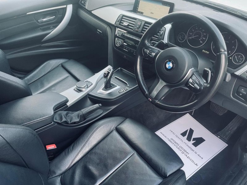 BMW 3 SERIES