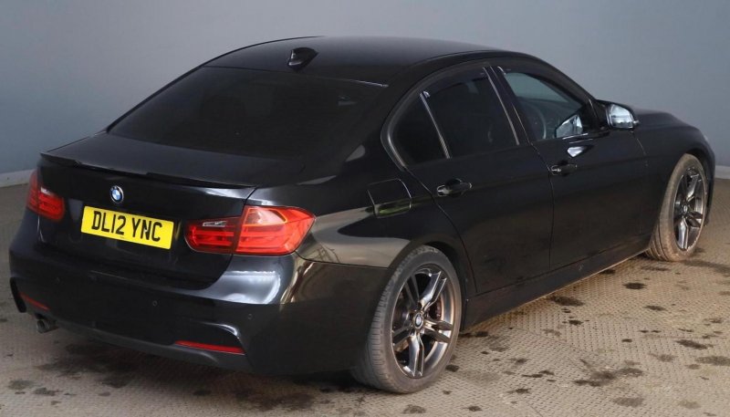 BMW 3 SERIES
