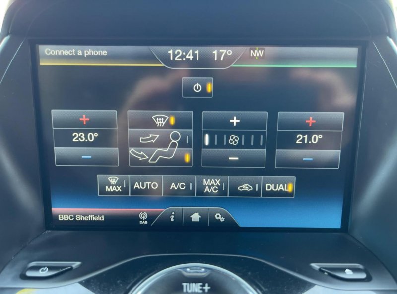 FORD KUGA
