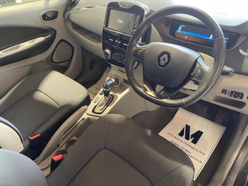 RENAULT ZOE
