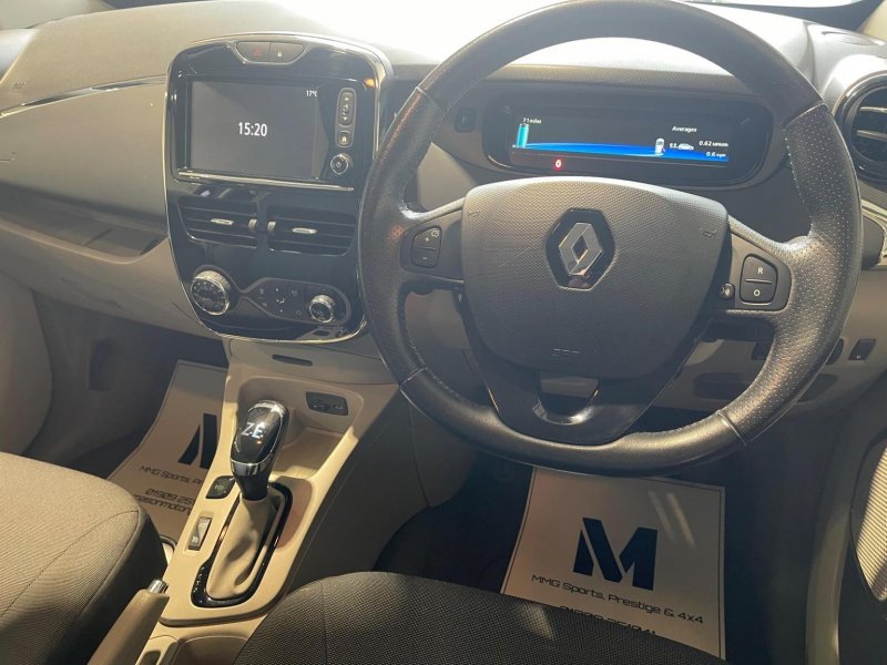 RENAULT ZOE