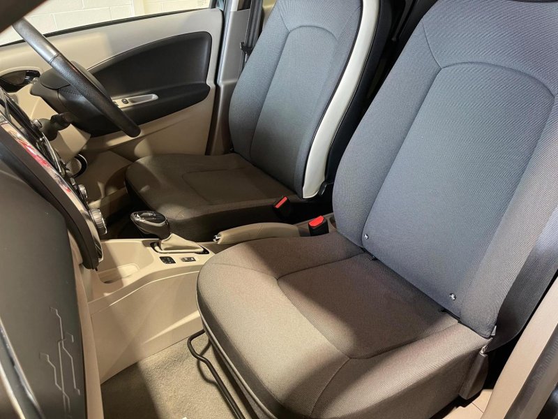 RENAULT ZOE